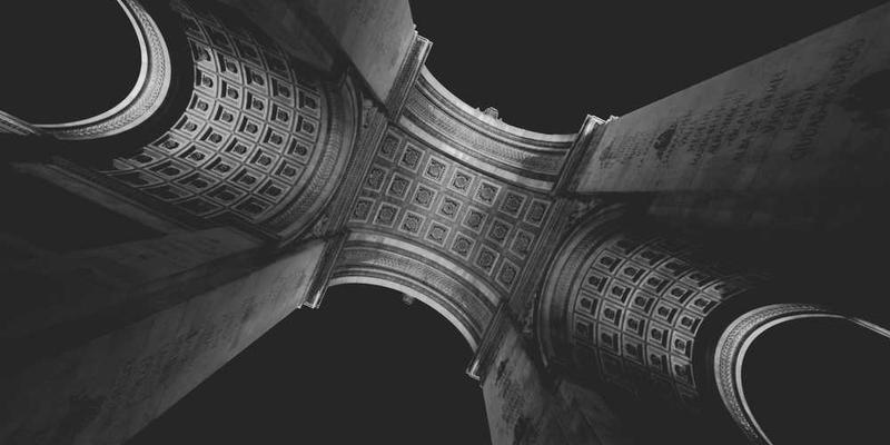 沪深两市成交额再创历史新高