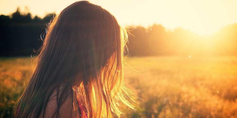 记录一支最熟悉的笔，在签署离婚协议时突然漏墨的“情感性故障”