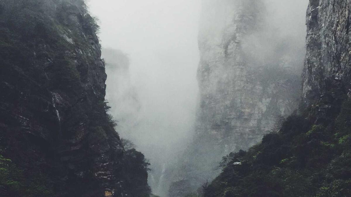 体育历史与传统的破坏